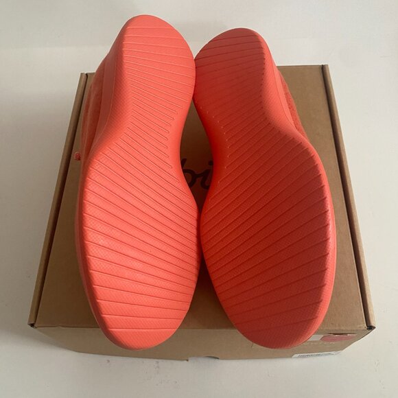 NWT Allbirds Wool Sneakers Women's Size 6 Kea Red Wool Runners Lined WRZWKRRO60 - Picture 11 of 16